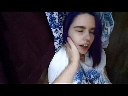 ❤️ Xwişka min di dolabê de dît û alîkariya wê kir ️❌ Porno li ku.pornobot.ru ❤